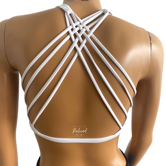 Lululemon White Sports Bra Size 2 - Picture 2 of 10